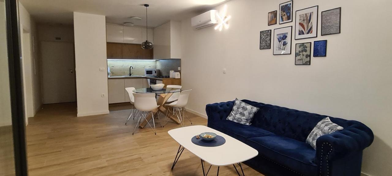 Apartman Marcelina 1 With Private Pool Трогир Екстериор снимка